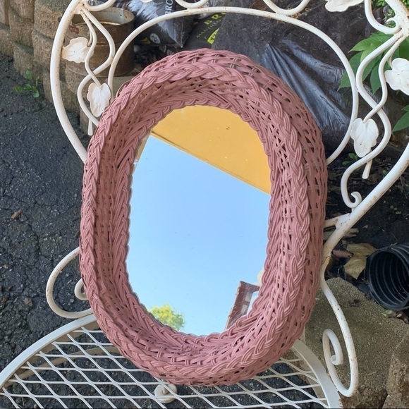 Vintage Cottagecore Wicker Rattan Oval Wall Hanging Mirror - Picture 10 of 12